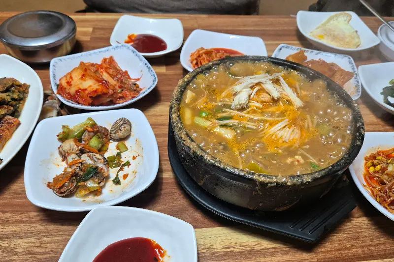 푸짐한 백반 한 상 차림