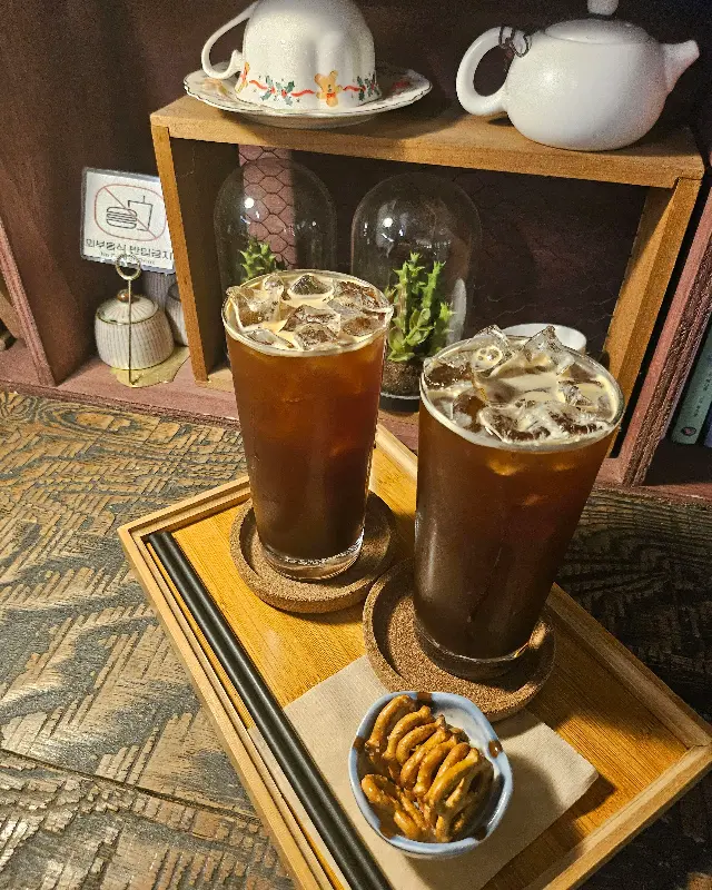 아이스 아메리카노 두 잔