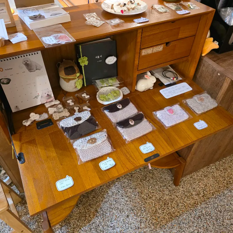 아기자기한 소품들