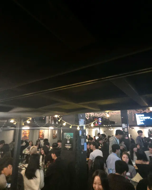 활기 넘치는 효스타임 내부