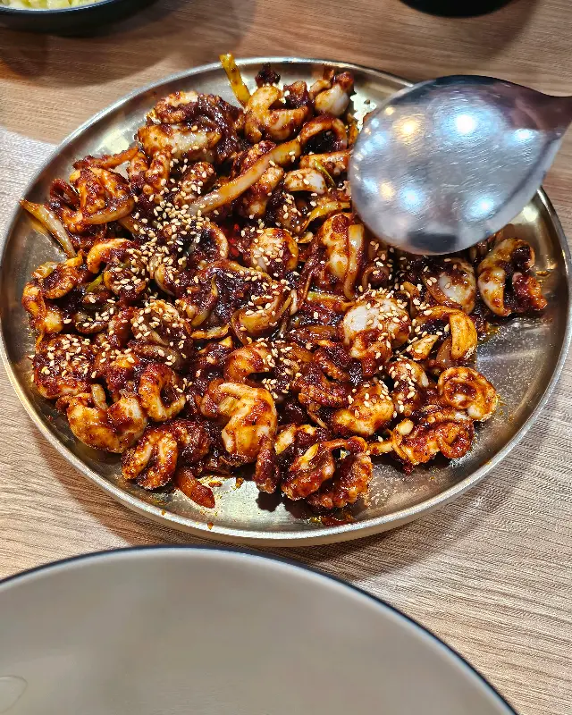 맛있는 쭈꾸미 볶음 한 상