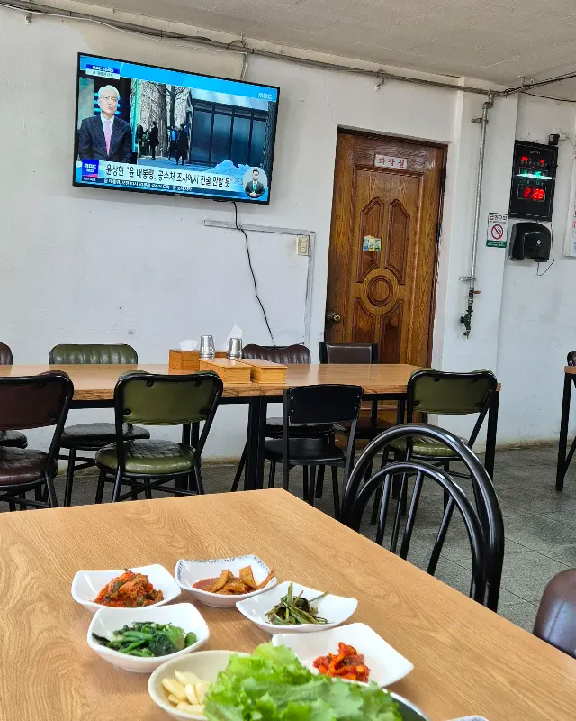 정겨운 식당 내부