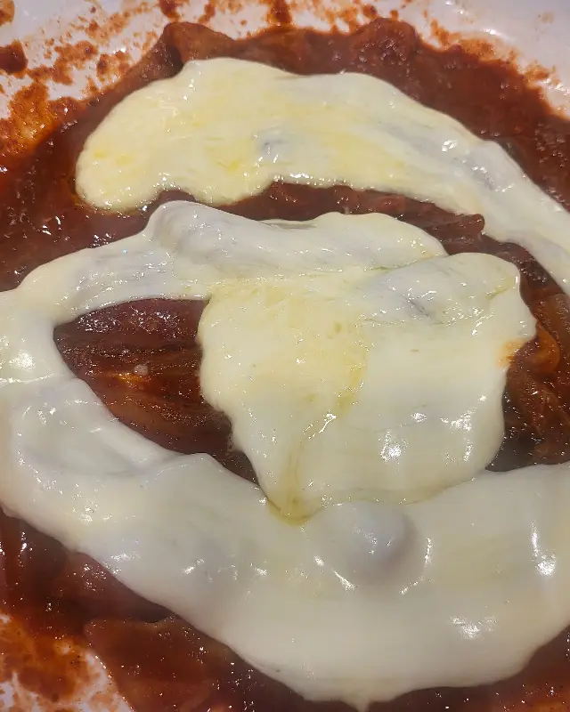 치즈 추가된 엽떡의 클로즈업