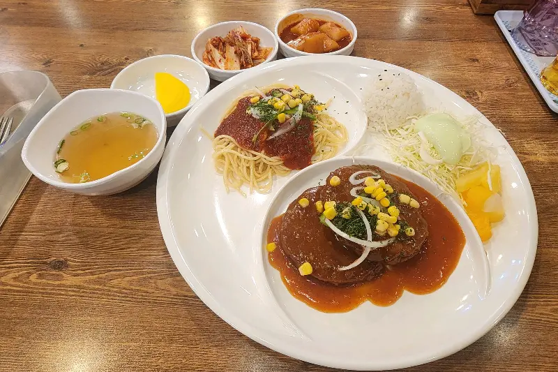 함박스테이크+스파게티 세트