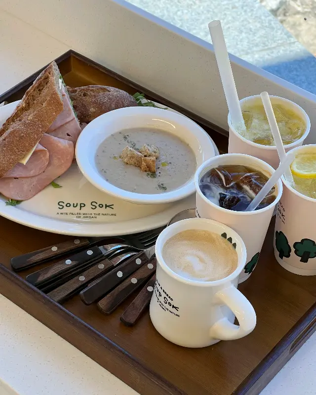 잠봉뵈르와 스프, 음료