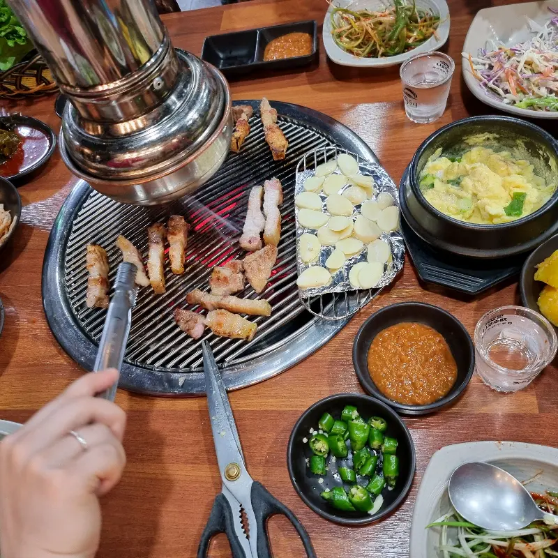 푸짐한 한 상 차림