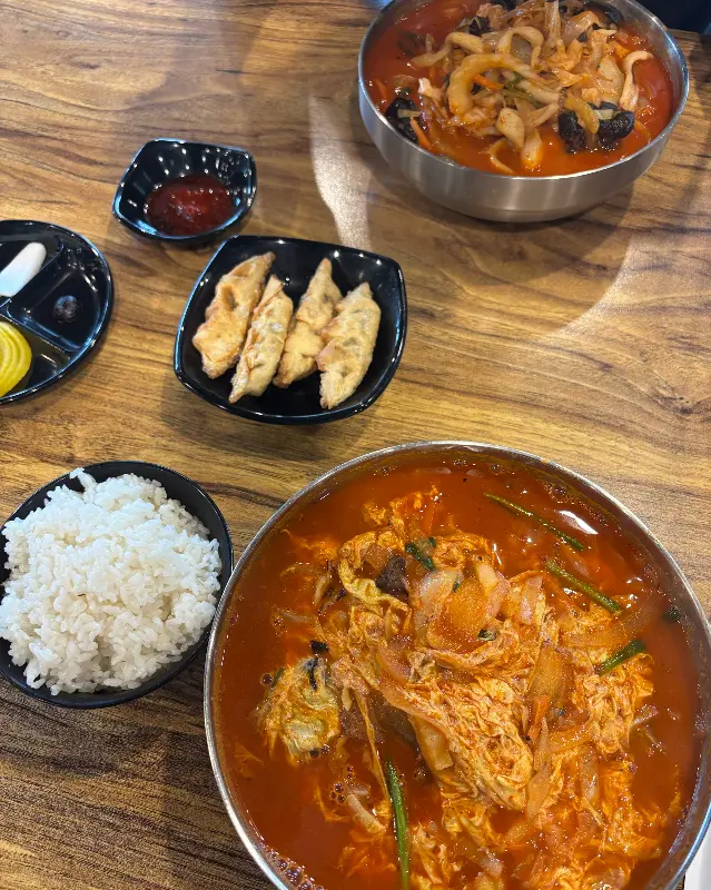 푸짐한 한 상 차림