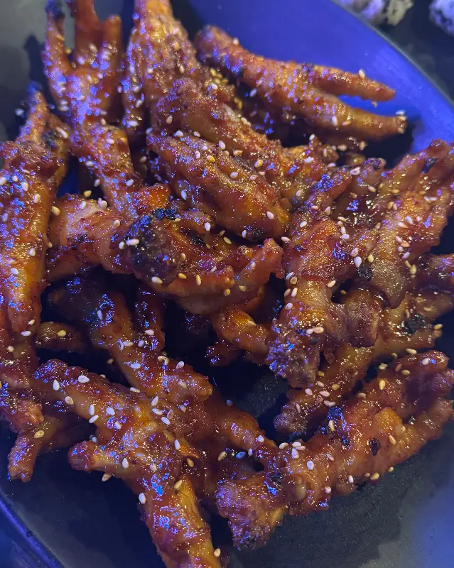 매콤한 뼈 닭발