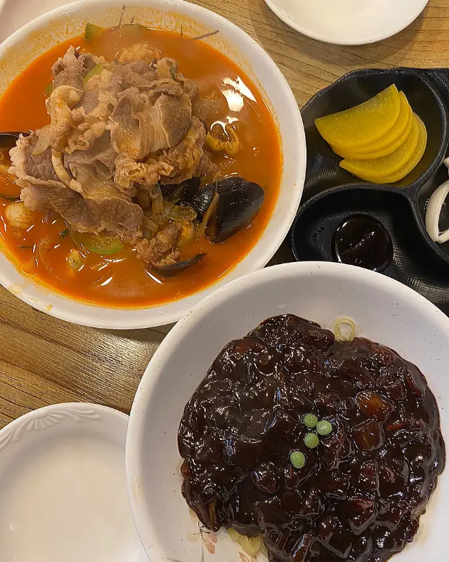 짜장면과 소고기짬뽕