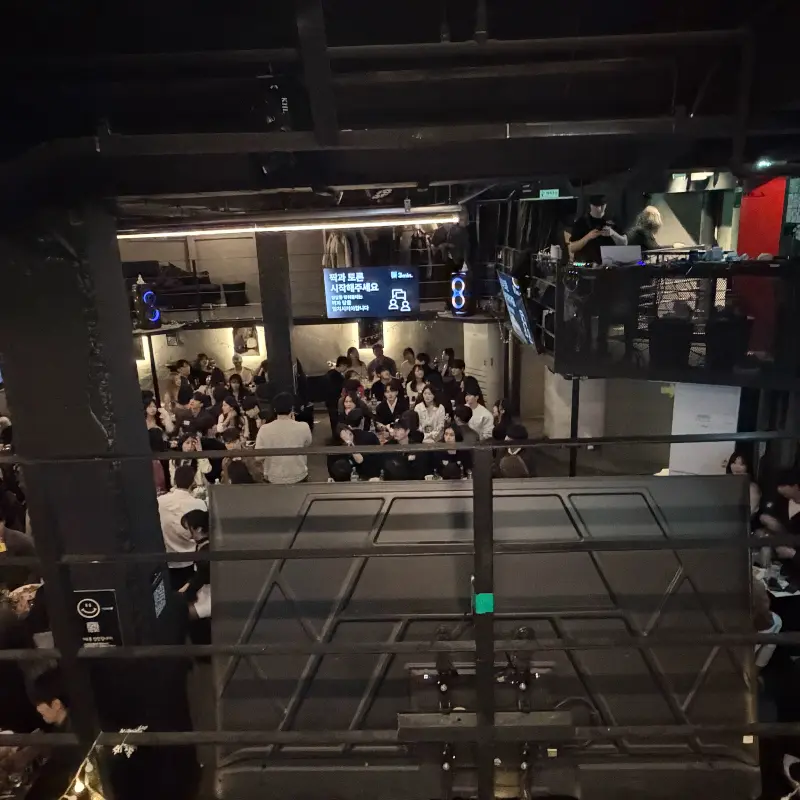 다양한 이벤트가 진행되는 무대