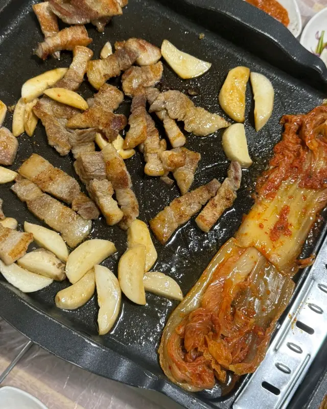삼겹살과 김치의 조화