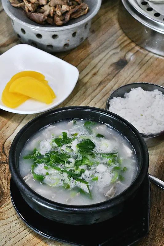 돼지국밥과 석쇠불고기, 환상의 조합