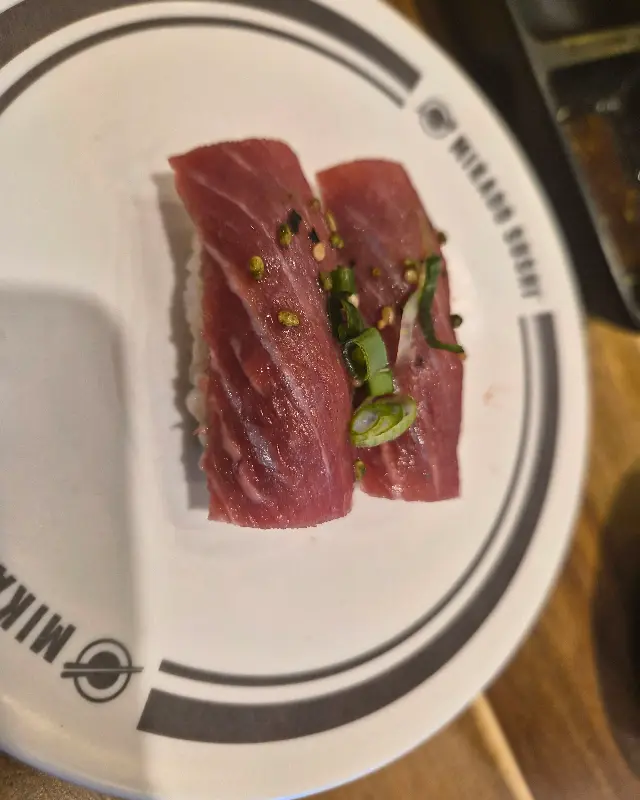 입안에서 살살 녹는 참치 초밥