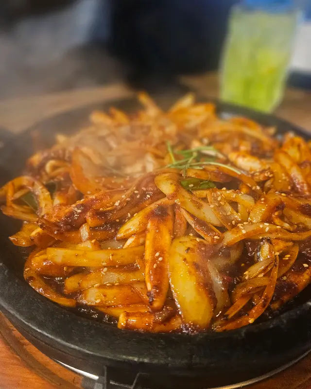 돌판 오징어볶음