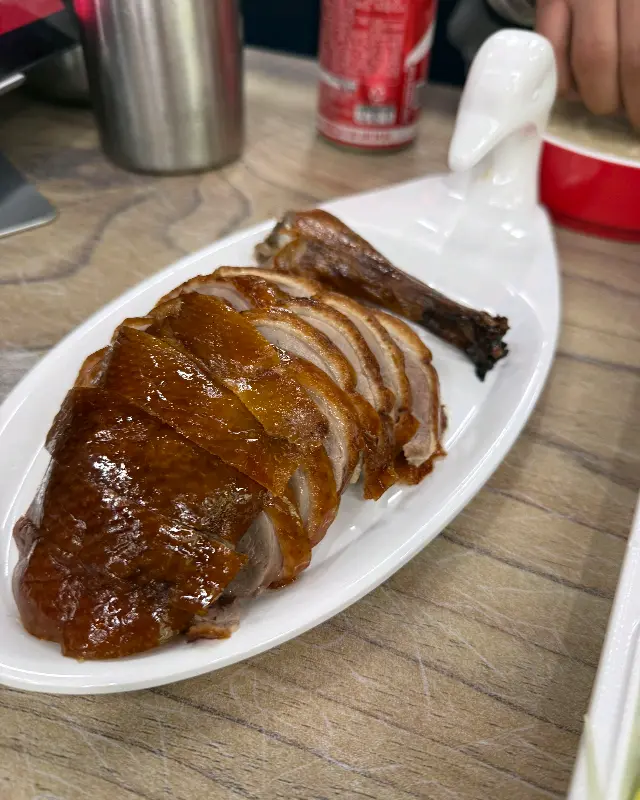 윤기가 흐르는 북경오리