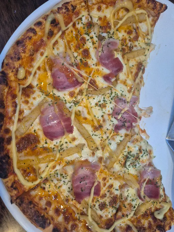 베이컨 빠따따 피자