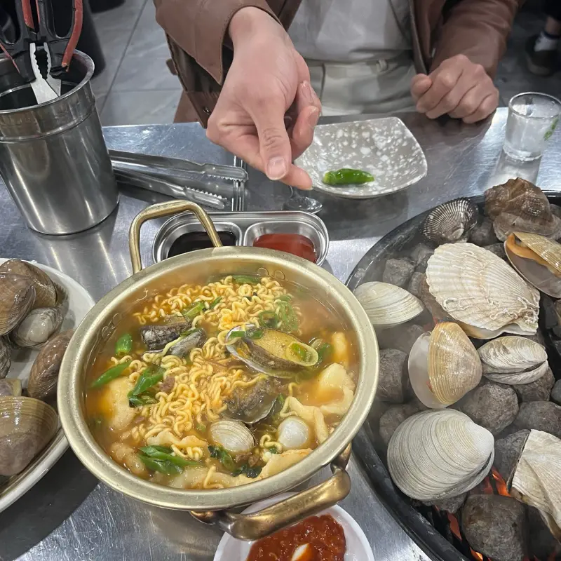 조개와 라면의 환상적인 만남, 조개라면