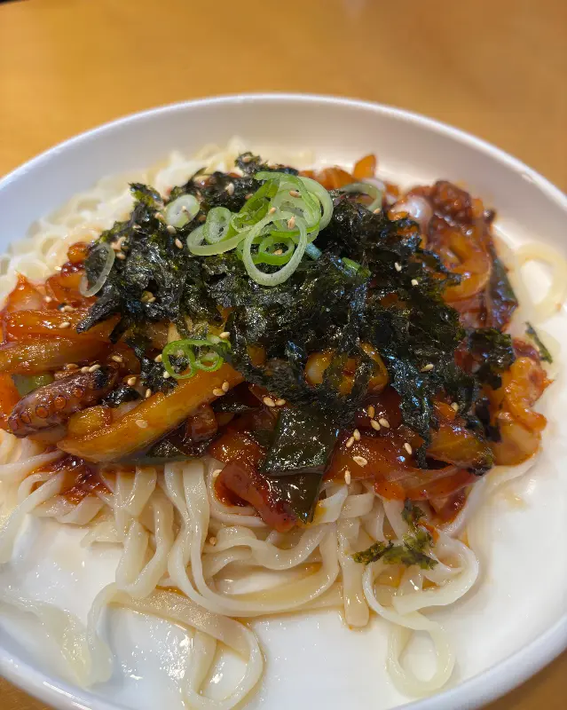 매콤한 낙지 덮밥