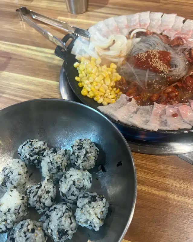 푸짐한 한 상 차림