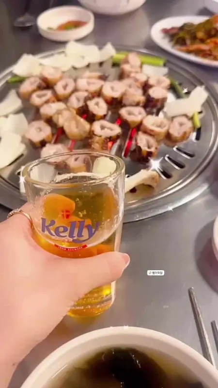 맥주와 함께 구워지는 막창