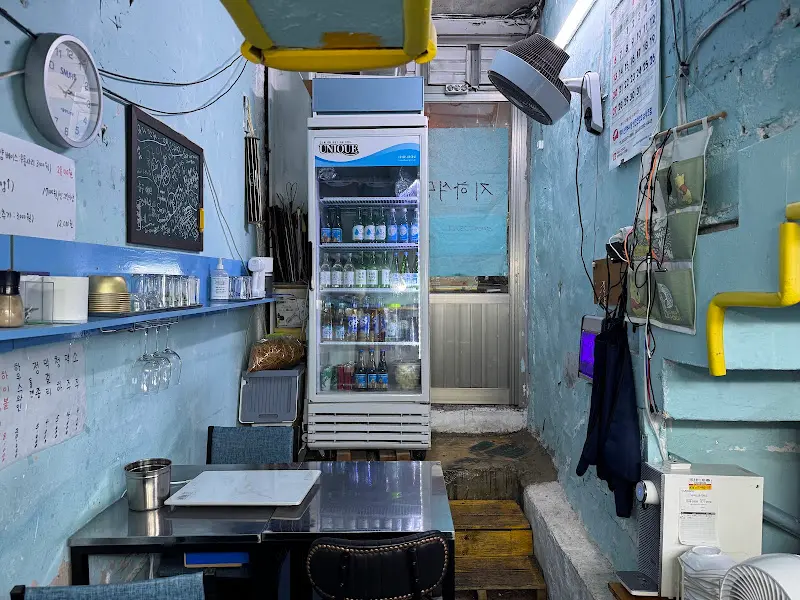 지하식당 내부2