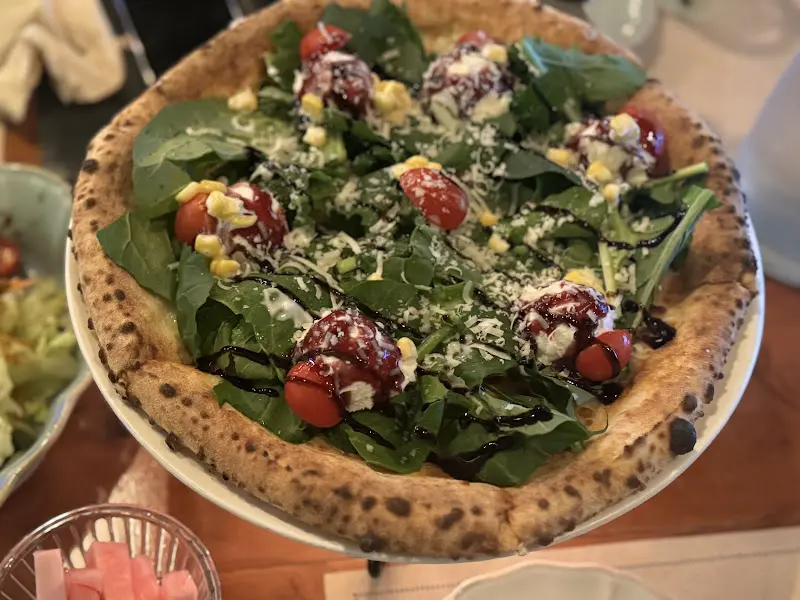 루꼴라 샐러드 피자