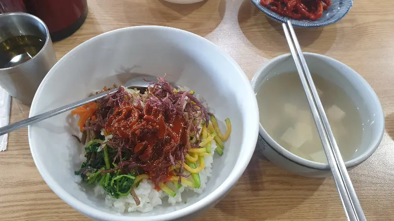 비빔밥의 클로즈업 샷