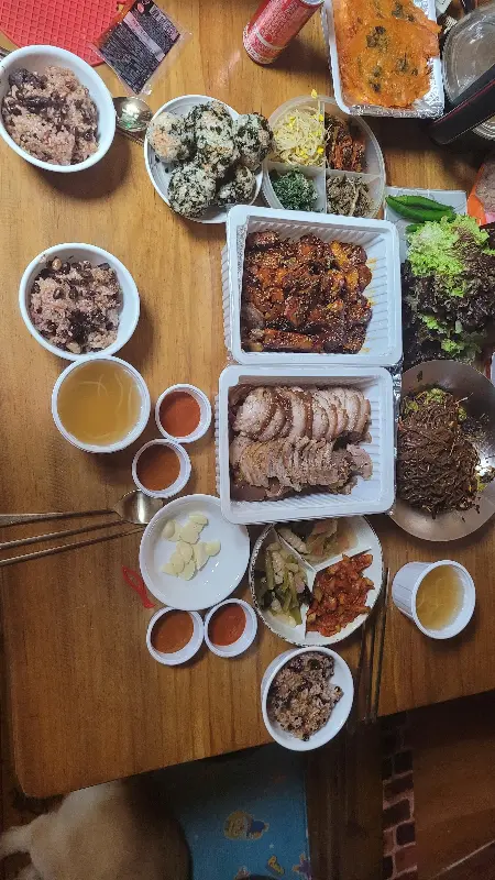 푸짐한 한 상 차림