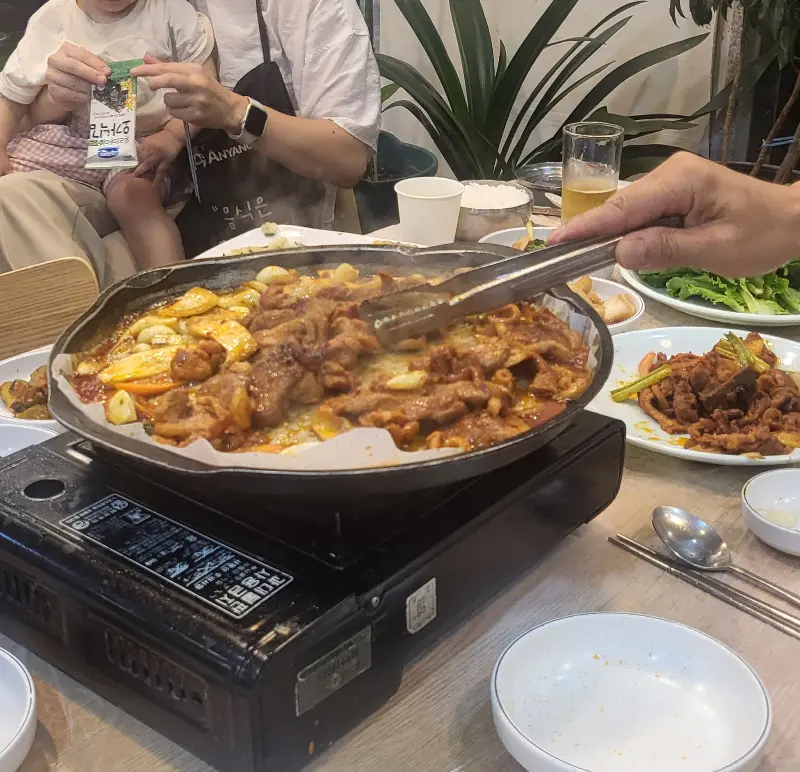 오리 로스 먹음직스러운 모습