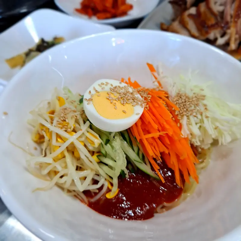 매콤달콤한 쫄면