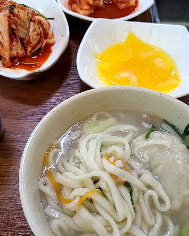 다채로운 밑반찬