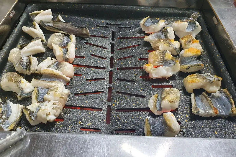 장어 굽는 모습