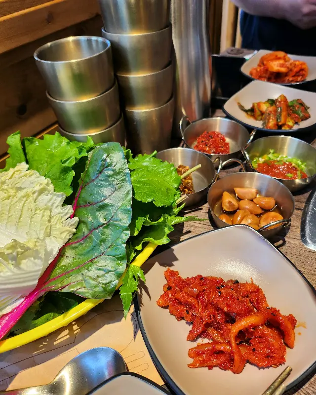 다양한 곁들임 메뉴