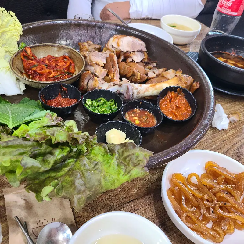 푸짐한 한 상차림