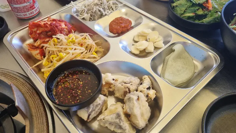 푸짐한 곁들임 메뉴