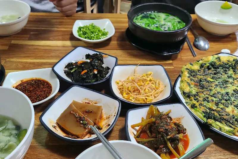 다슬기전과 밑반찬