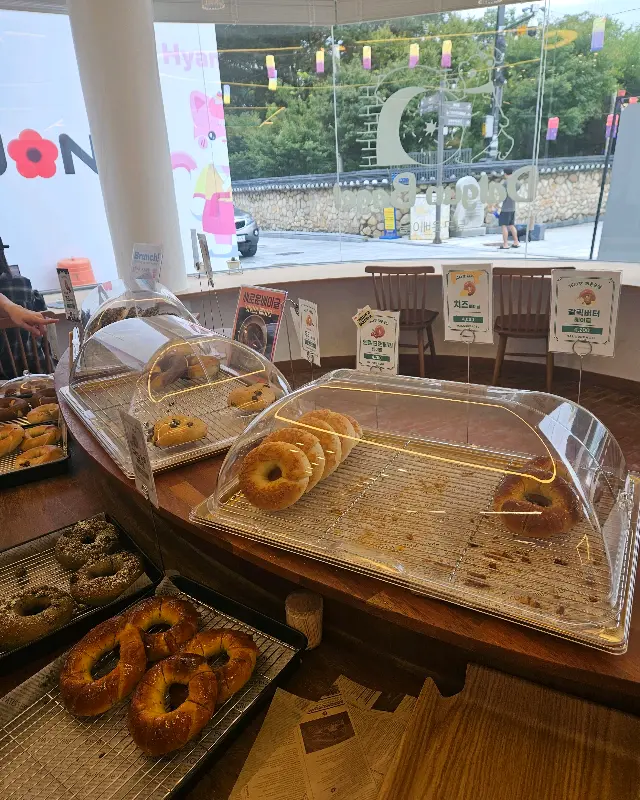베이글 진열대