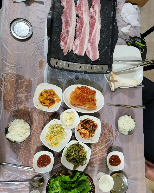 삼겹살 한 상 차림