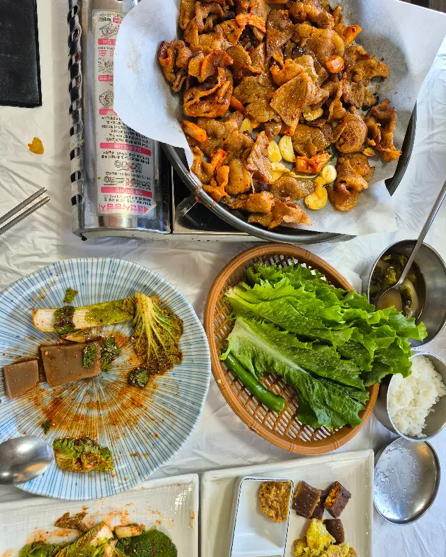 푸짐한 한 상 차림