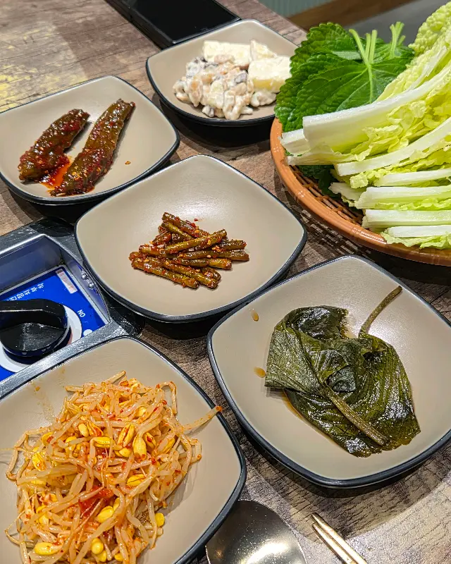 다채로운 밑반찬