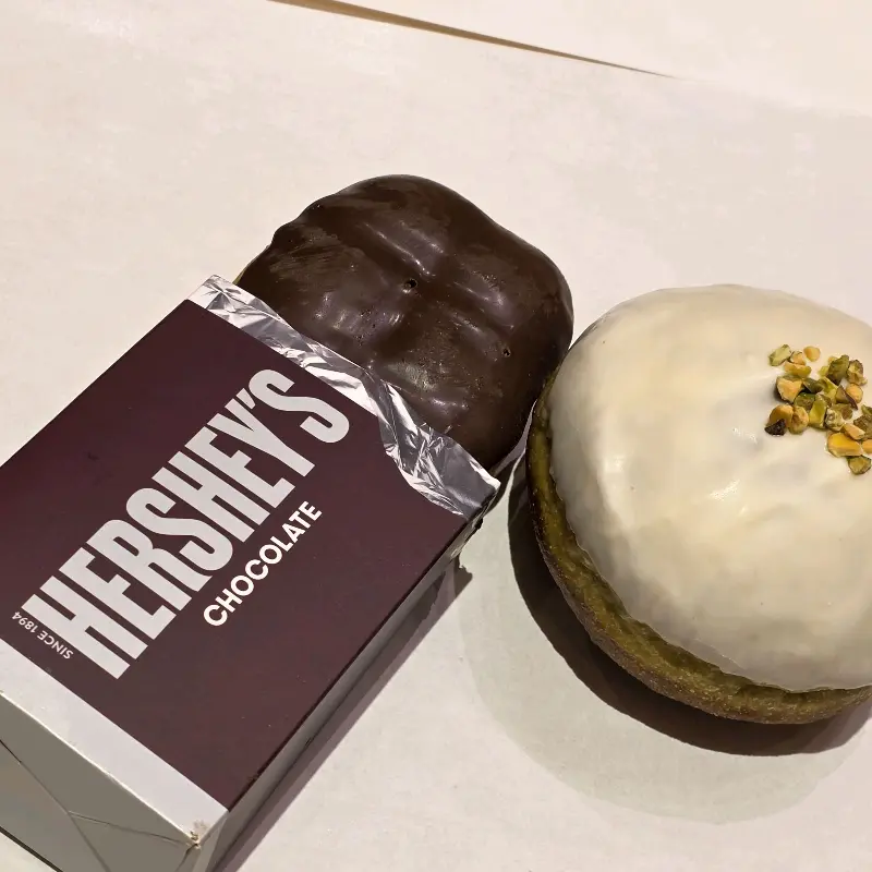 허쉬 초코 도넛