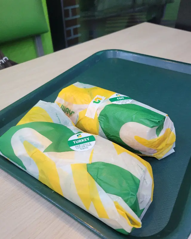 포장된 샌드위치