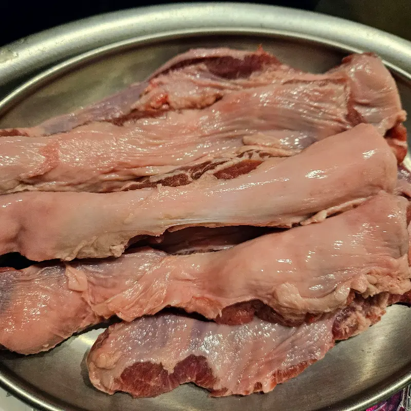 신선함이 느껴지는 생갈매기살