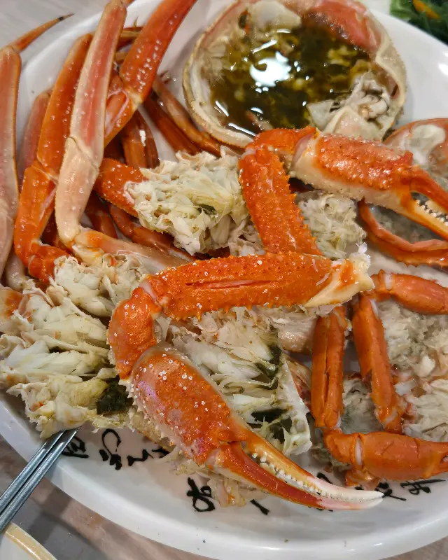 살이 꽉 찬 대게