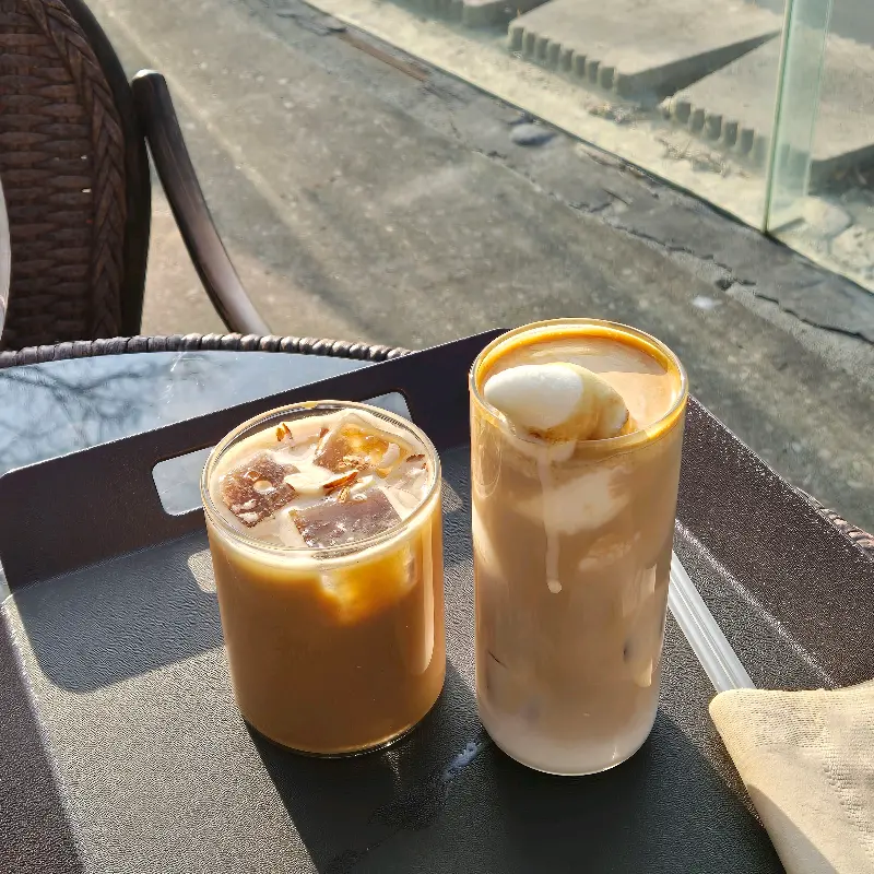 아이스크림 라떼와 아이스 아메리카노