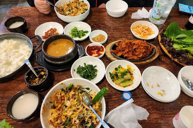 푸짐한 한상차림