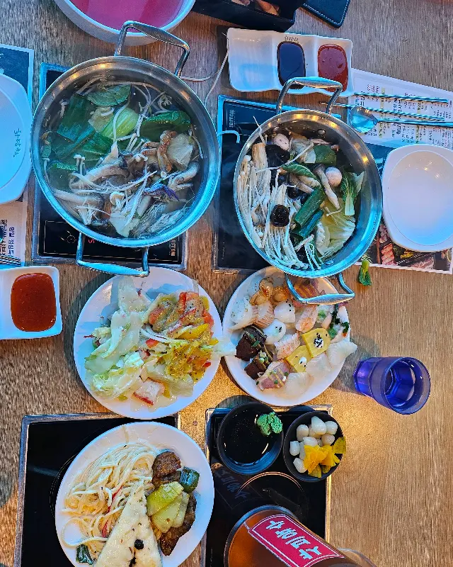 테이블 전체 샷