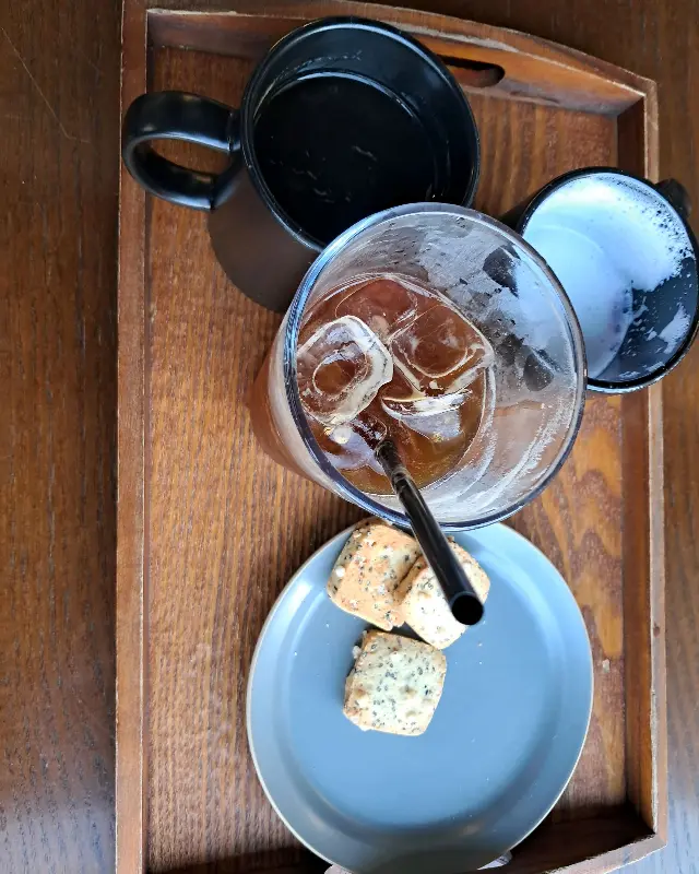 아메리카노와 스콘