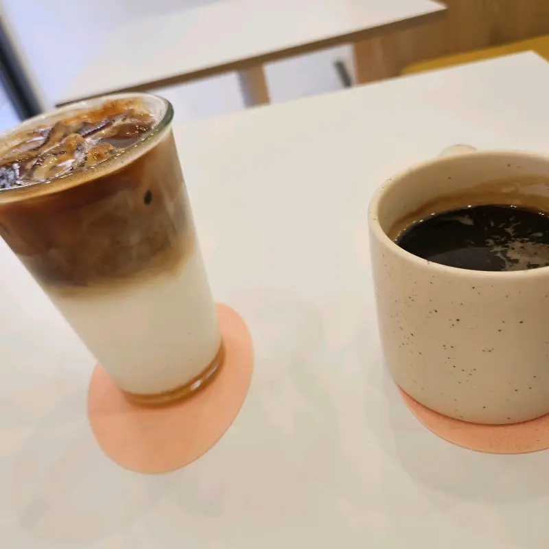 채움케이크 커피