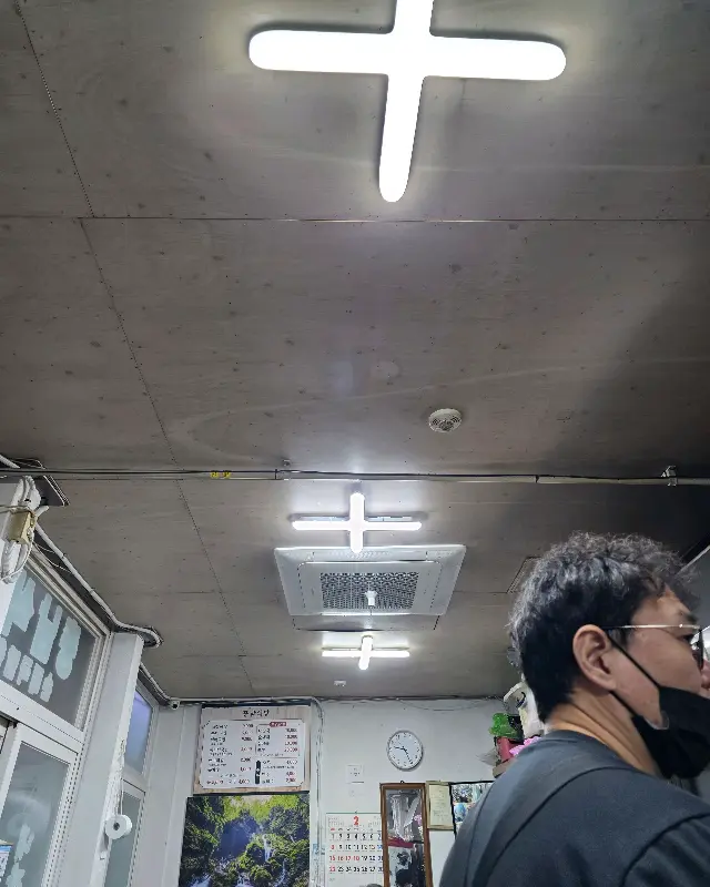 소박하지만 정겨운 식당 내부